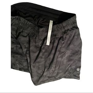 Lululemon Track That Mid-Rise Lined Short 5”